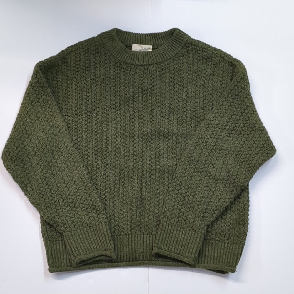 Universal Thread Women's Cable Knit Sweater